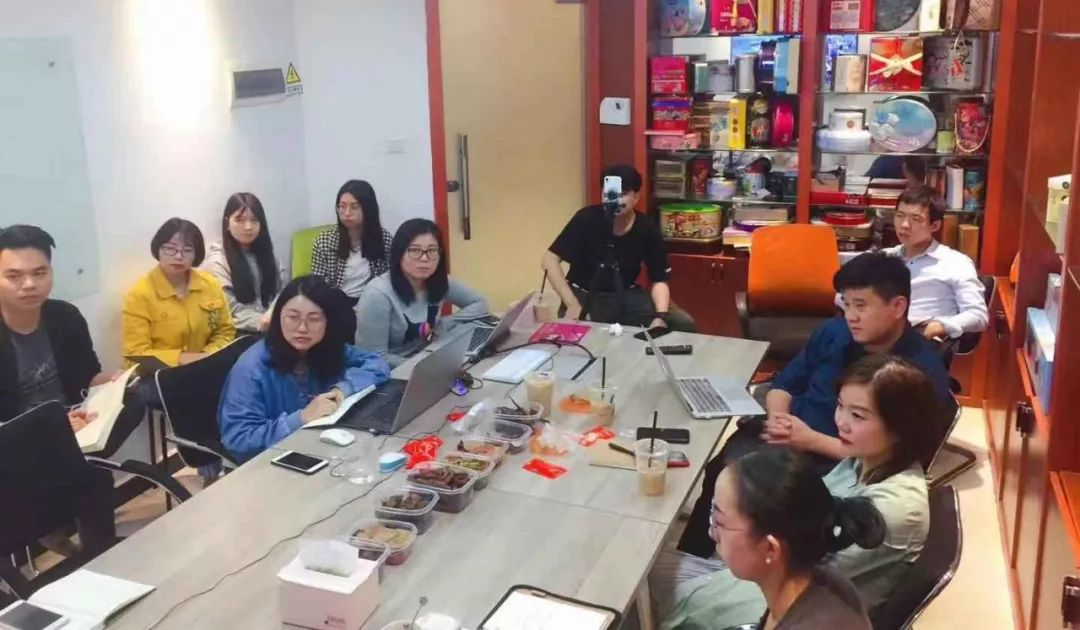 連鎖企業品牌標準化