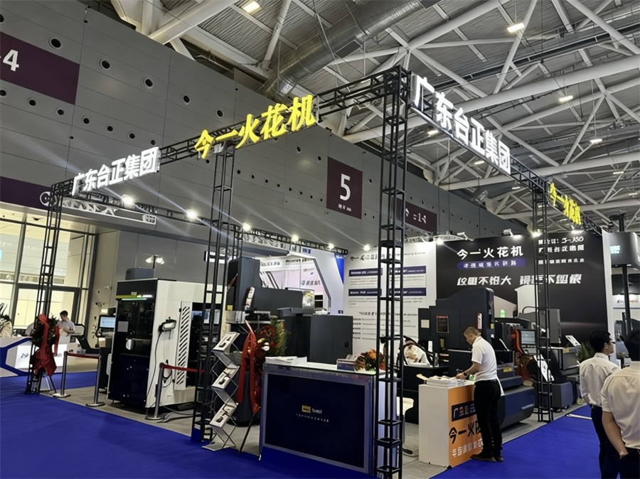 “今一”數控機床品牌定位案例<br>問鼎世界，大國崛起！大型工業設備的品牌之路